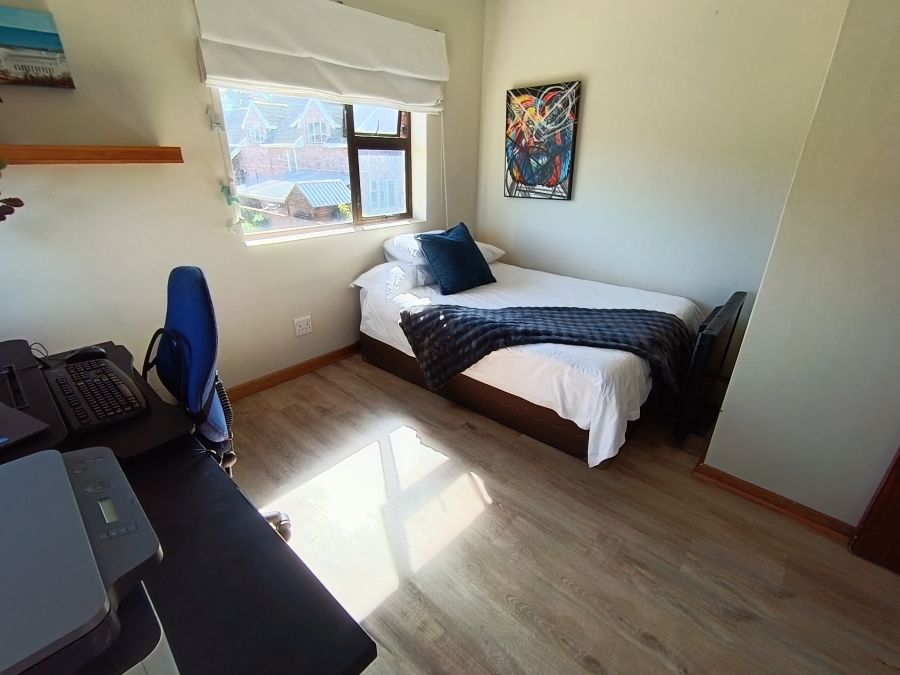 3 Bedroom Property for Sale in Wavecrest Eastern Cape